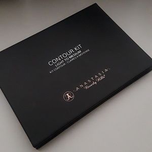 Anastasia contour kit